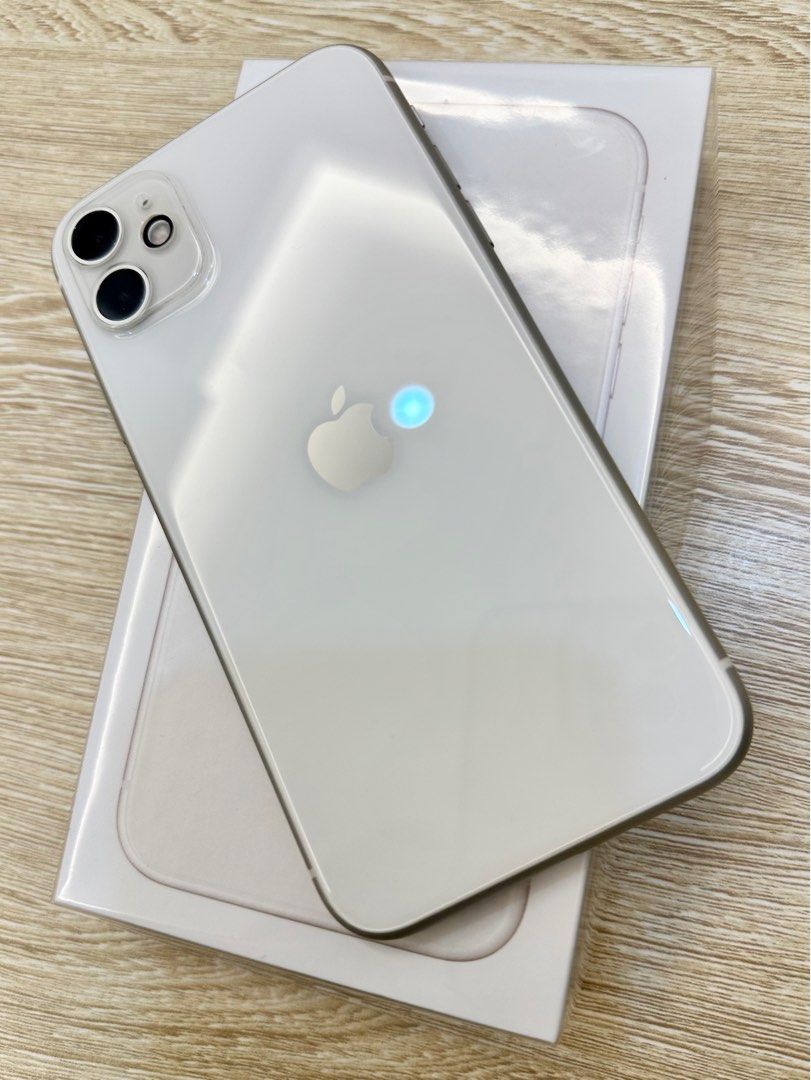 9 days old iPhone 11 128gb NTC, Mobile Phones & Gadgets, Mobile Phones
