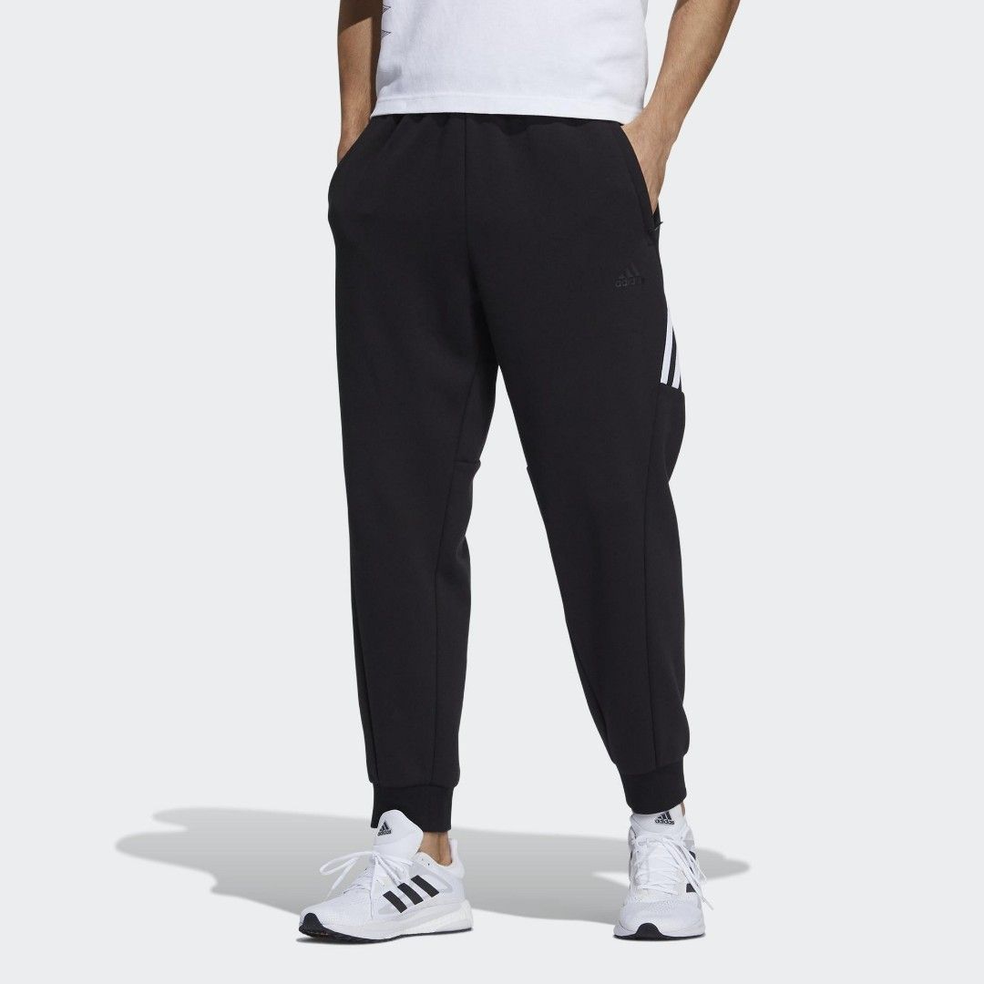 Adidas 3 Strip Jogger Fleece Size XL (33-34), Fesyen Pria, Pakaian ,  Bawahan di Carousell