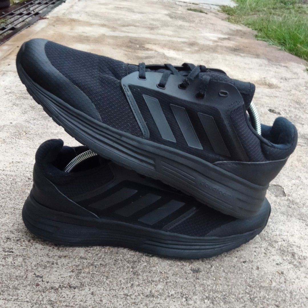 Adidas store galaxy cloudfoam