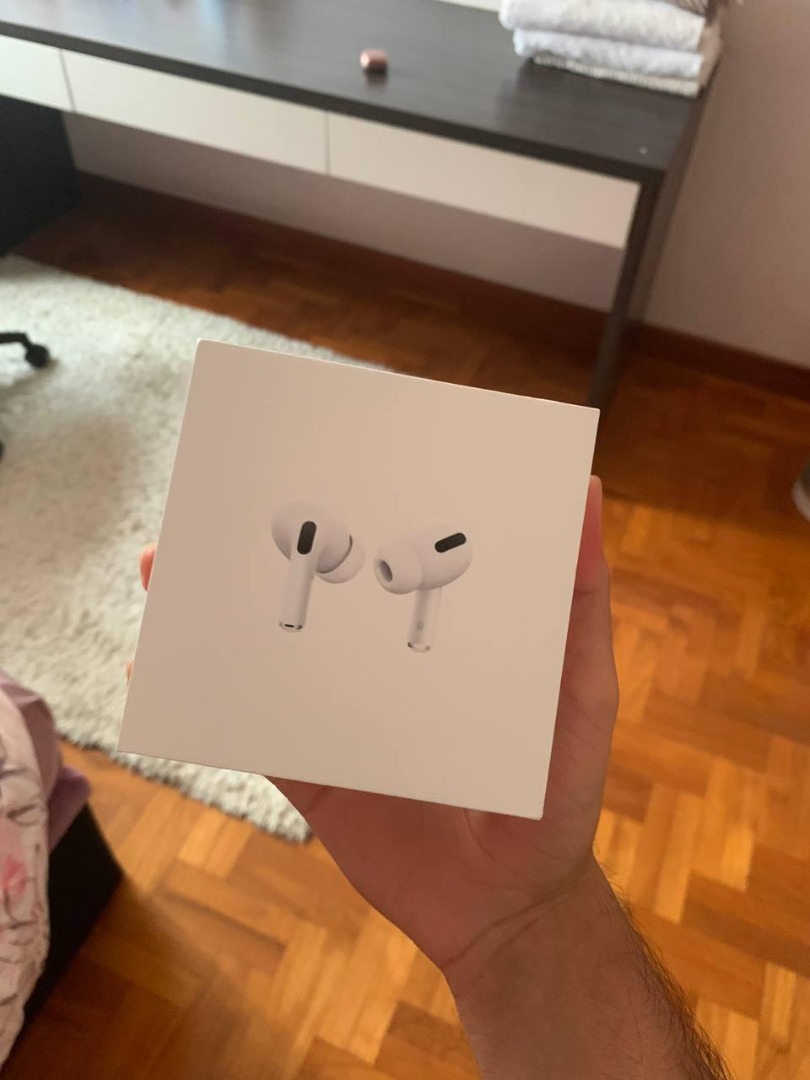 airpods-pro-audio-earphones-on-carousell