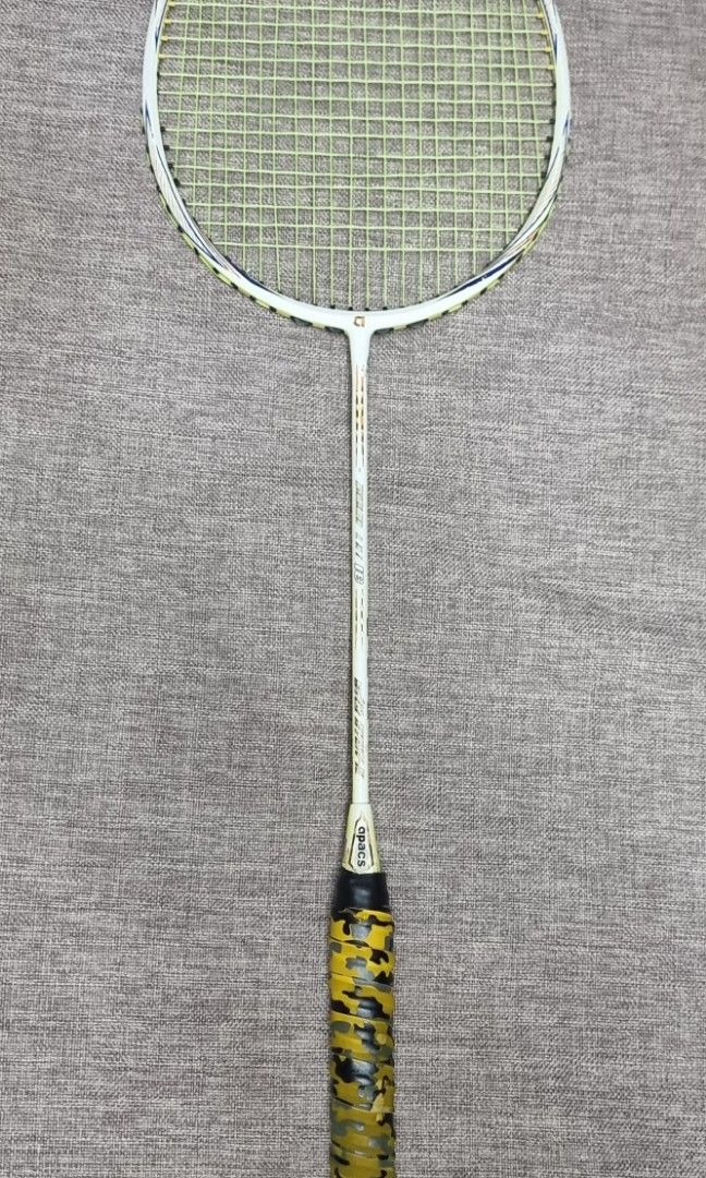 Apacs badminton racket, Sports Equipment, Sports & Games, Racket & Ball