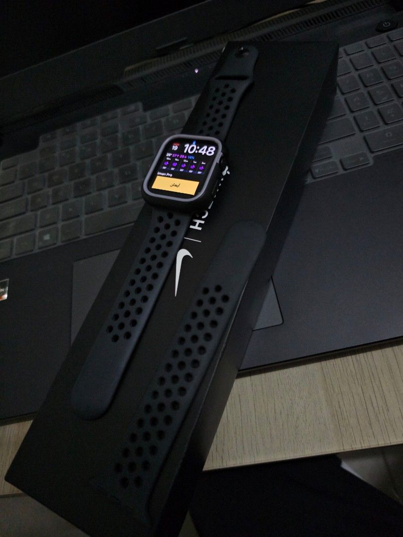 Apple watch series 3 nike pro on sale
