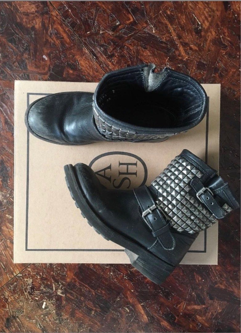 Bottes ash titan outlet