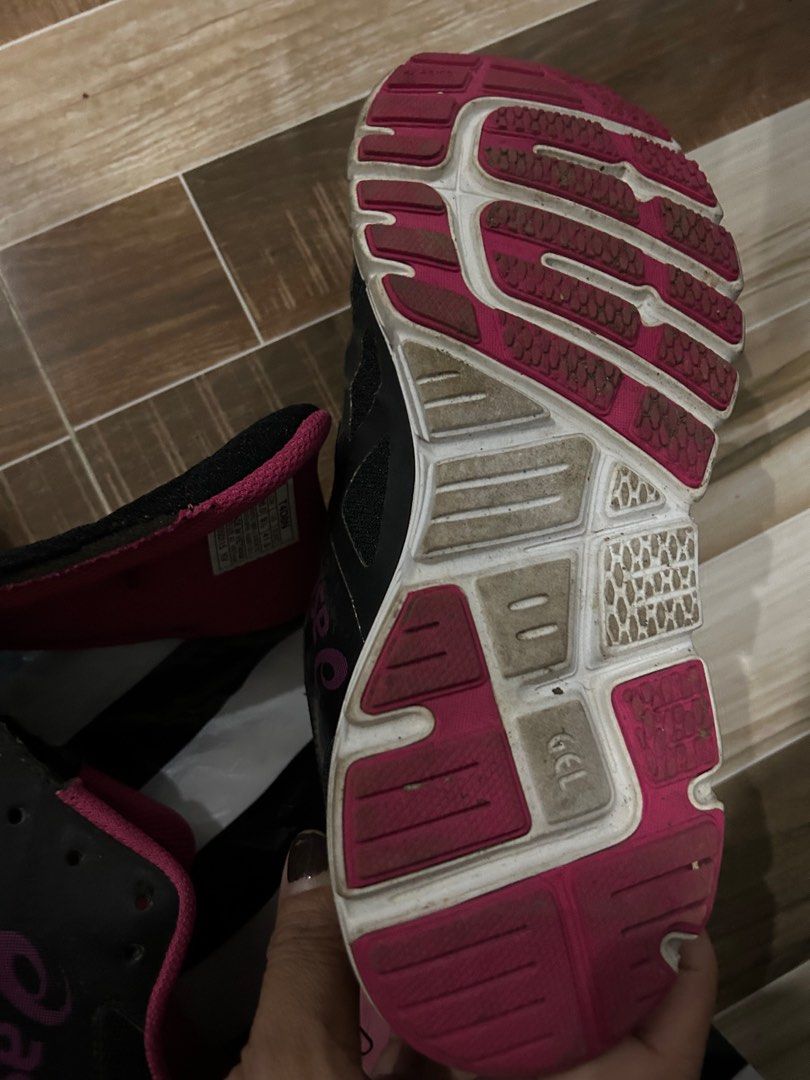 asic basketball shoes