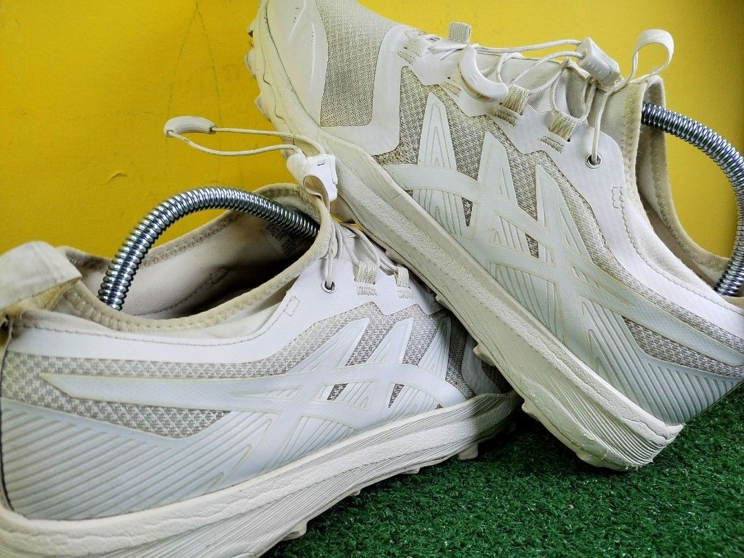 Asics trabucco pro cheap