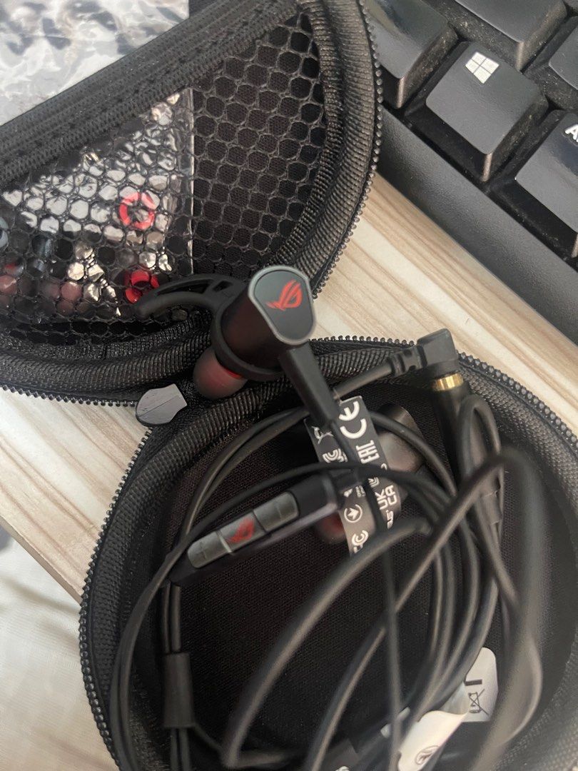 Asus ROG centra II Core in-ear Headphone, Audio, Headphones & Headsets ...