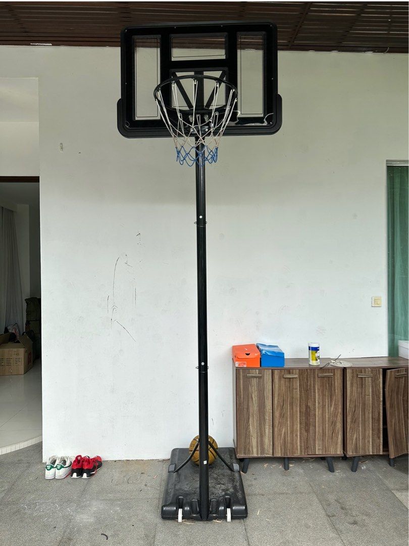 Basketball ring/board, Sports Equipment, Other Sports Equipment and Supplies on Carousell