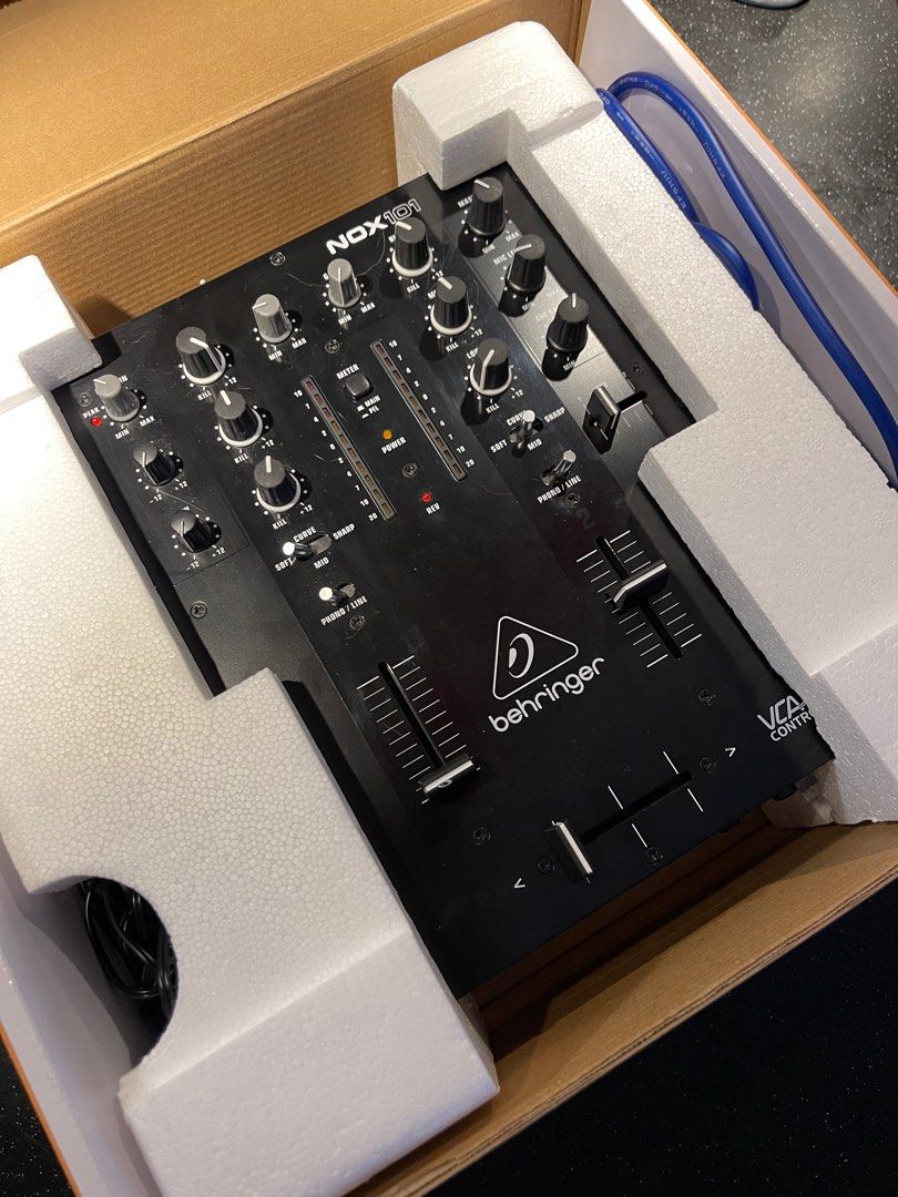 Behringer Pro Mixer NOX101 2channel DJ Mixer, Audio, Soundbars