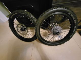 （分類：）位於 。 由 samlaw823 提交（商品編號 1238390679，圖片 1）。簡介： 。