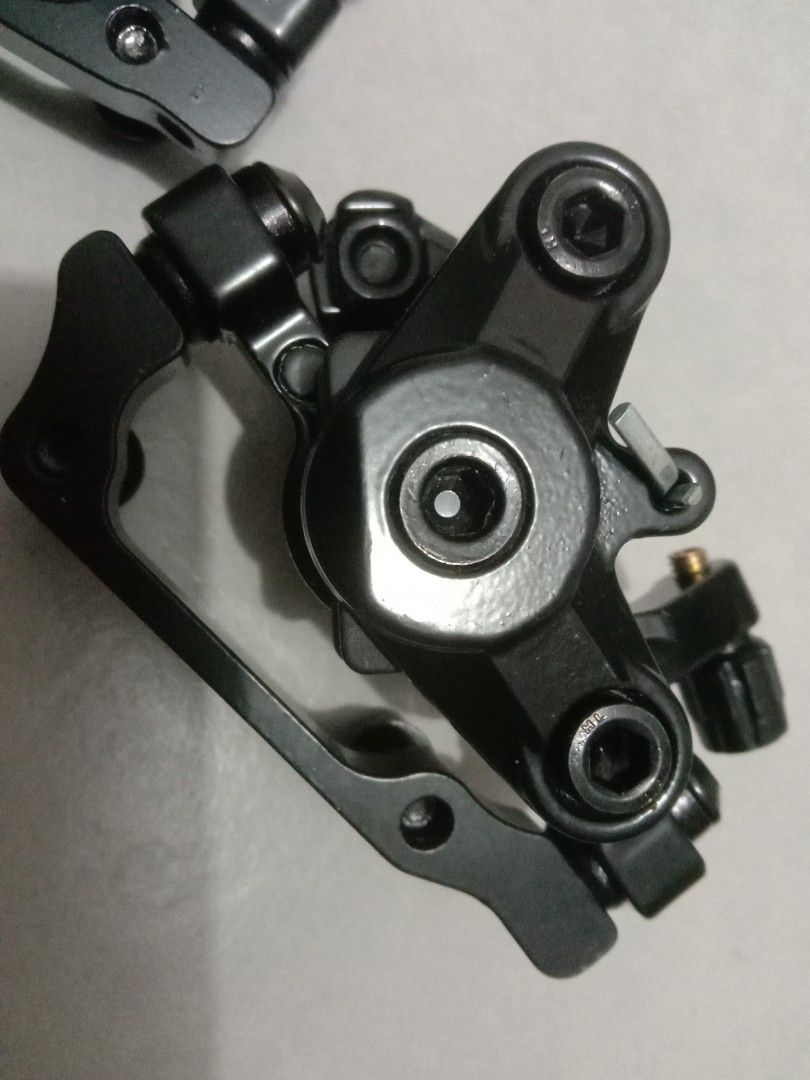 Brakes caliper, Sports Equipment, Bicycles & Parts, Parts & Accessories