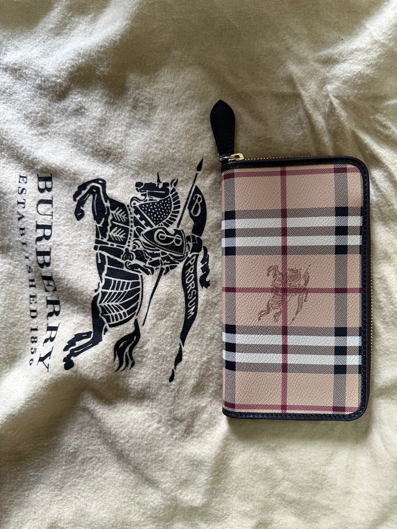 Authentic Burberry zip Long wallet, Luxury, Bags & Wallets on Carousell