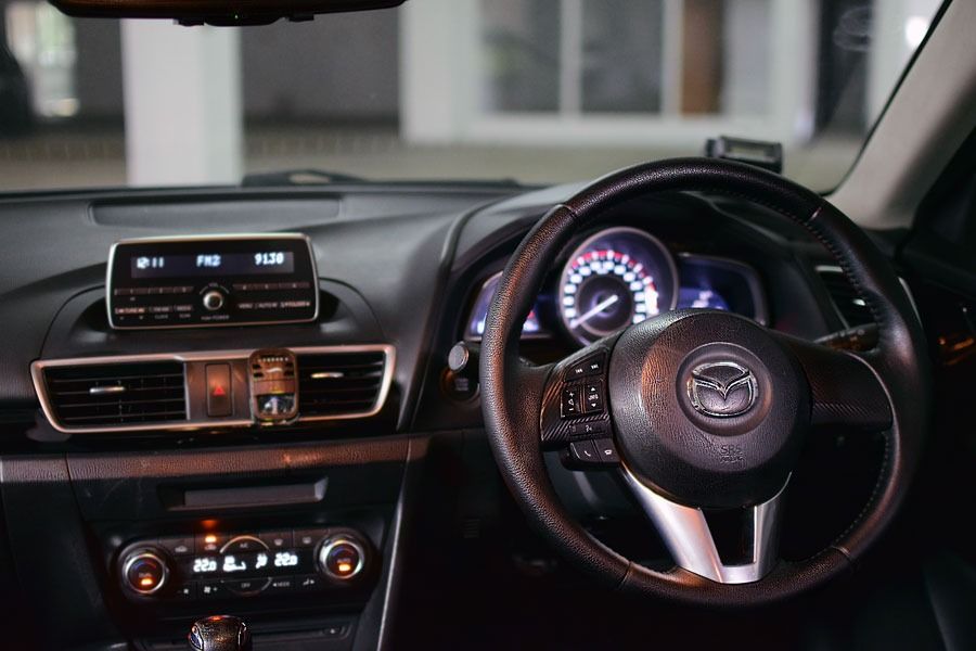 *Flash Sales* [Car Rental] Mazda 3 1.5 6AT Standard Auto (For PHV/ Grab/ Gojek/ Personal Usage)62887424904451112