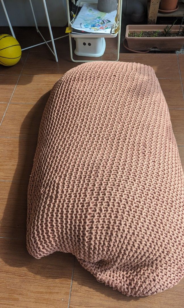 Castlery sales bean bag