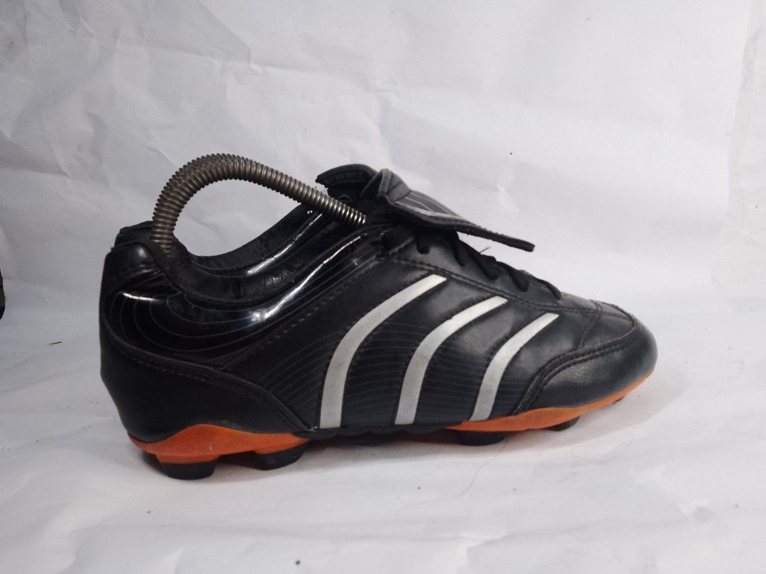 Champion baseball cleats hot sale