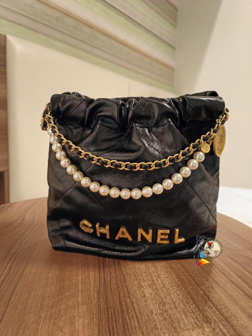 ❤️SOLD❤️ CHANEL 22 BAG MINI WITH PEARL, Luxury, Bags & Wallets on Carousell