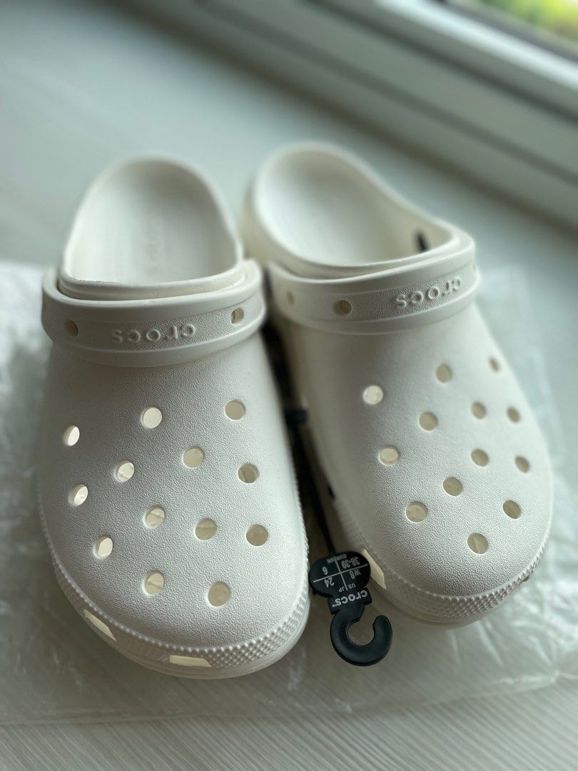 CLASSIC CROCS