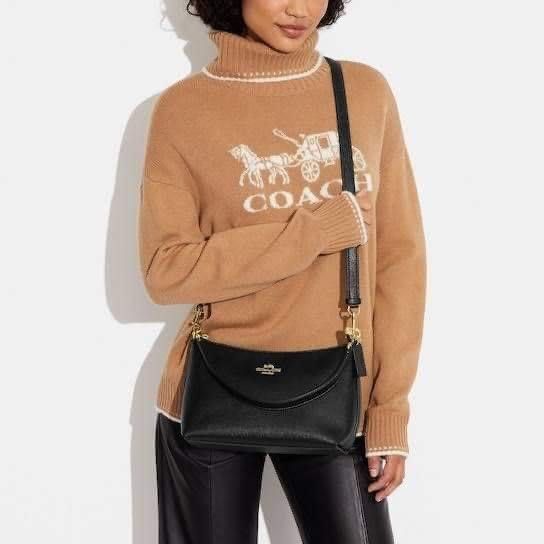COACH CLARA cbody/shoulder 👜 (Category: Luxury Bags & Wallets) located in Las Pinas. Submitted by yhn_boutique (Listing ID 1238396777, Image 3). Description: 📌Actual pic posted 📌cod via lalamove/ grab 📌J&T pay today ship today 📌 complete inclusions .