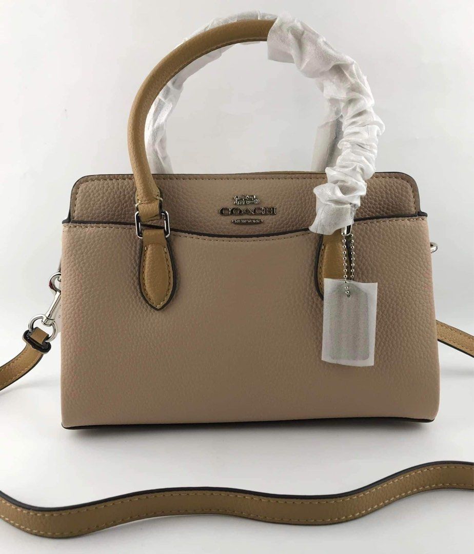 Coach Darcie (Category: Luxury Bags & Wallets) located in Pasig City. Submitted by mgmanila (Listing ID 1238255524, Image 1). Description: CCH Darcie Carryall Dimensions:10 1/4”(L) x 6 3/4” (H) x 4 1/4” (W) 2,800 ✔️Cash on Pickup (COP) via LBC available ✔️Cash on Delivery (COD) available within Metro Manila only ✔️MOP: Gcash,Maya And Bank transfer ✔️Shipping via Lalamove, Grab and Joyride ✔️Yes to Same day delivery🥰 ✔️Open for Layaway 📩DM us fo