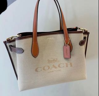 (Category: ) located in . Submitted by yhn_boutique (Listing ID 1238399320, Image 1). Description: .
