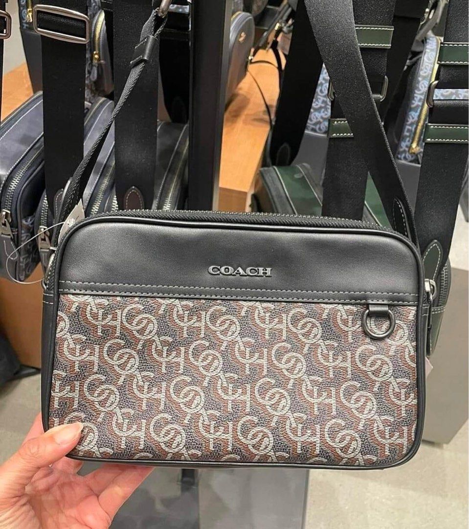 Coach men's best sale graham crossbody bag