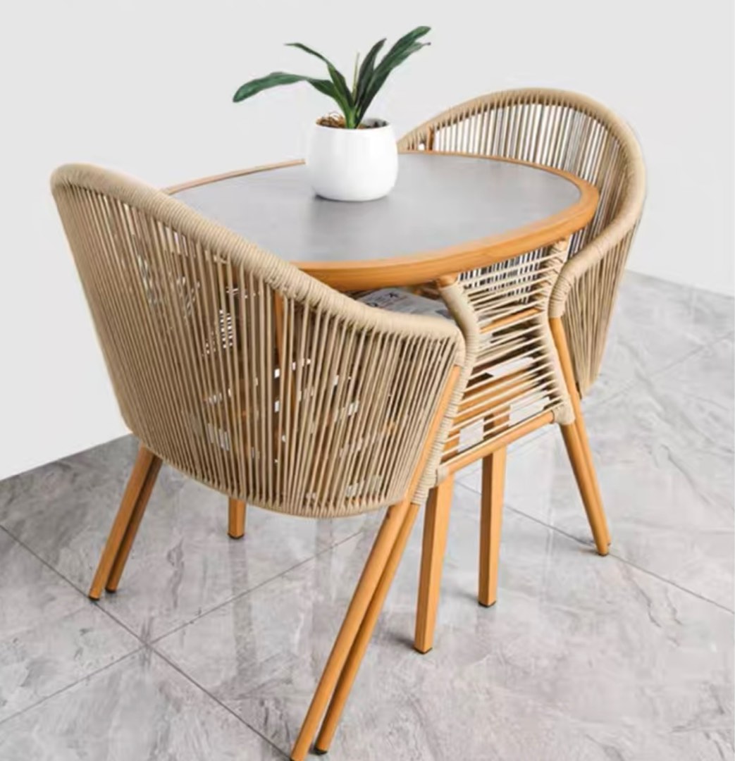 Outdoor compact table and chairs deals