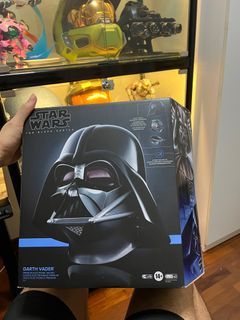 Darth Vader helmet Star Wars black series