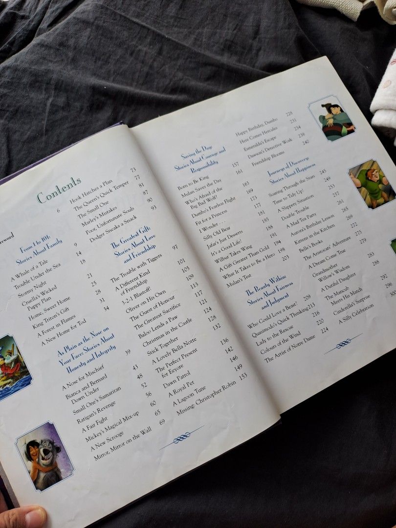 Disney Ultimate Family Treasury Fairytale story, Hobbies & Toys, Books