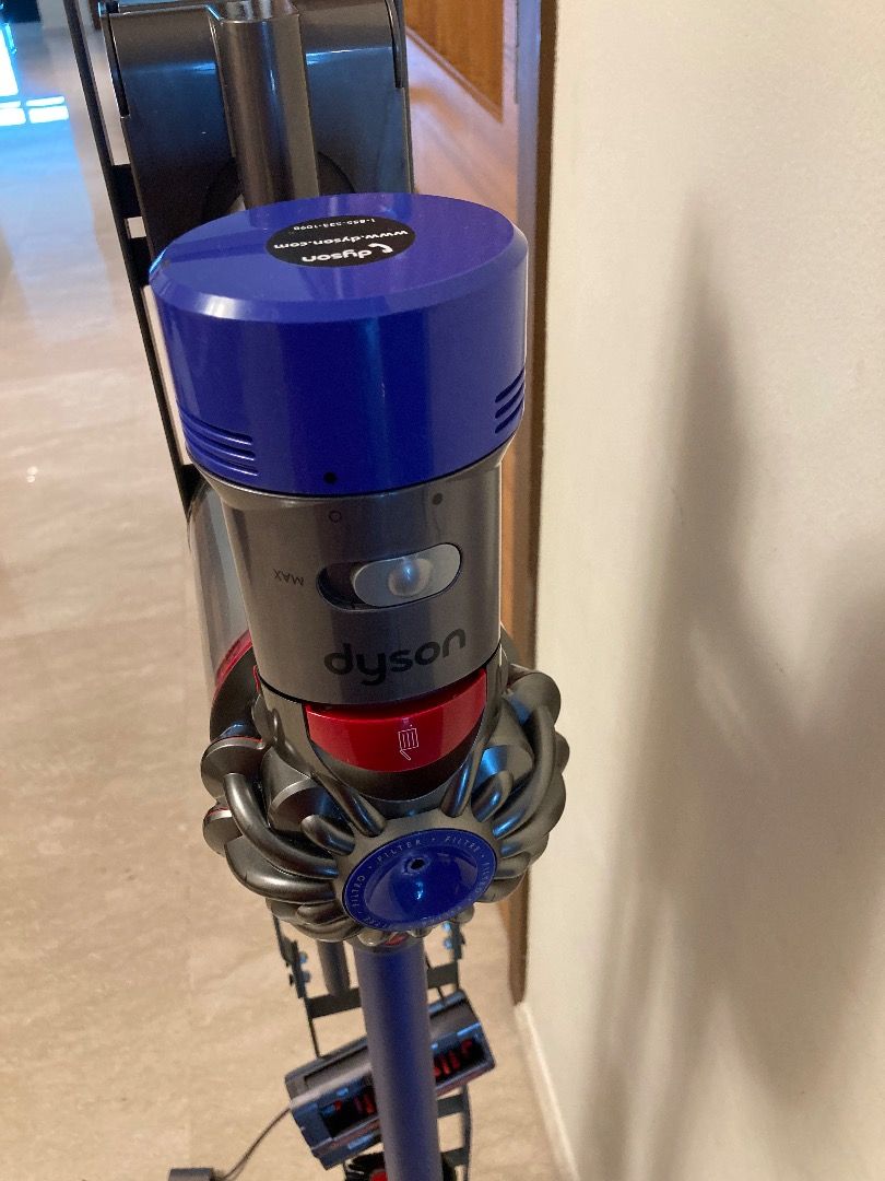 Dyson pulsing outlet
