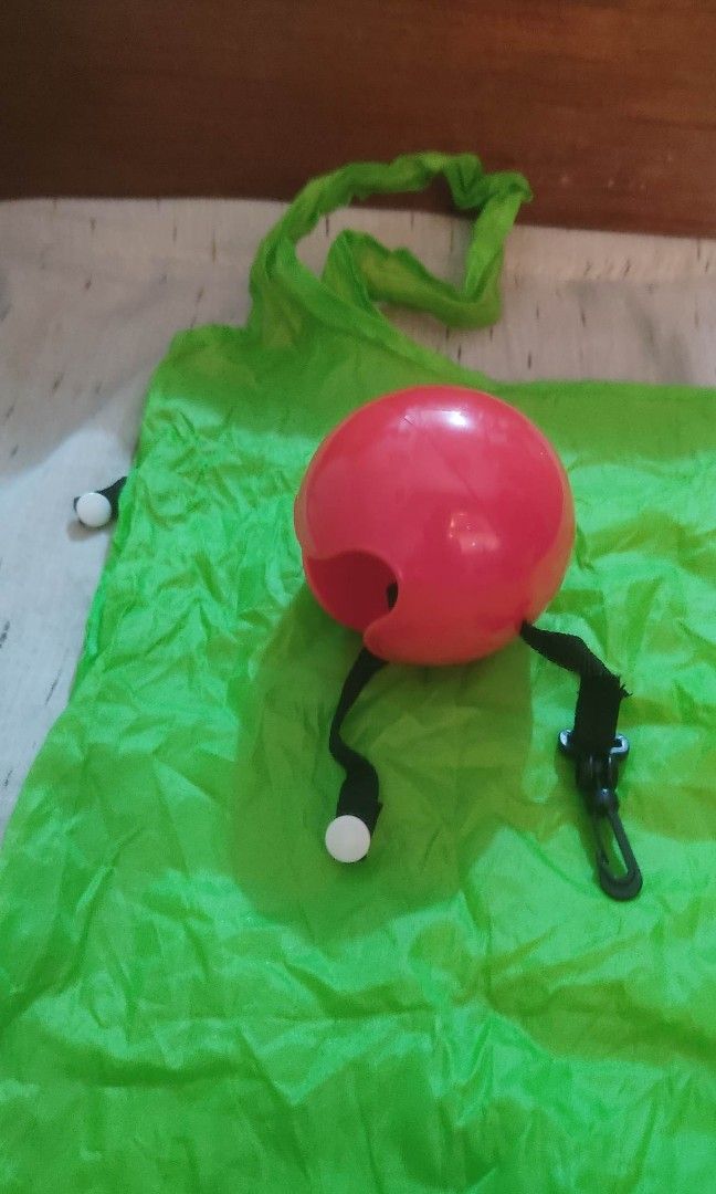 Eco bag, market bag (Category: Tote Bags) located in Manila. Submitted by the_simple_things (Listing ID 1238414300, Image 3). Description: eco bag with ball container new and unused.