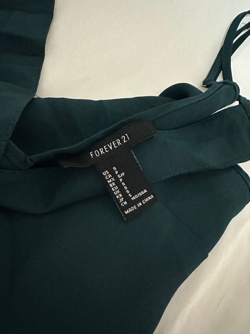 SALE Green satin romper forever 21, Women's Fashion, Dresses & Sets,  Rompers on Carousell