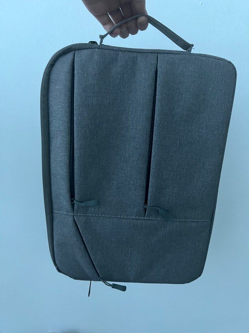Grey laptop case sleeve, Computers & Tech, Parts & Accessories, Laptop