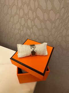 （分類：）位於 。 由 Jenluxury 提交（商品編號 1238351991，圖片 1）。簡介： 。