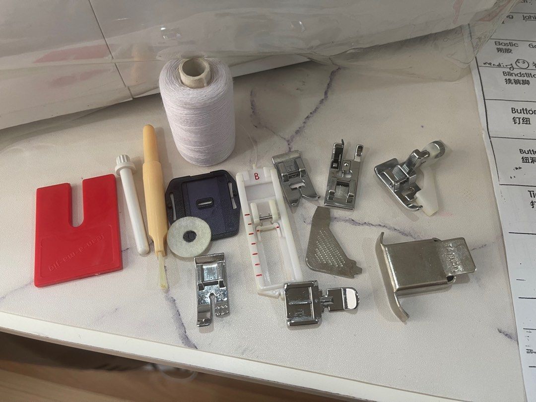 Husqvarna Viking E10 sewing machine, TV & Home Appliances, Other Home