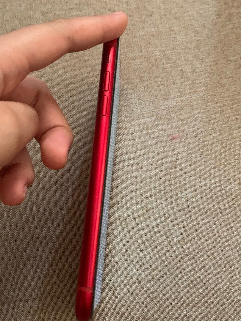 IPHONE XR (Category: iPhone X Series) located in Pasig City. Submitted by garciakyll18733 (Listing ID 1238294670, Image 2). Description: IPHONE XR 64gb FACTORY UNLOCKED FACE AND TRUE TONE GOODS UNIT AND ORGINAL ADAPTOR ONLY! PM PM PM MAY COLOR WHITE DIN 128 gb No issue Unit only Pm sa price.