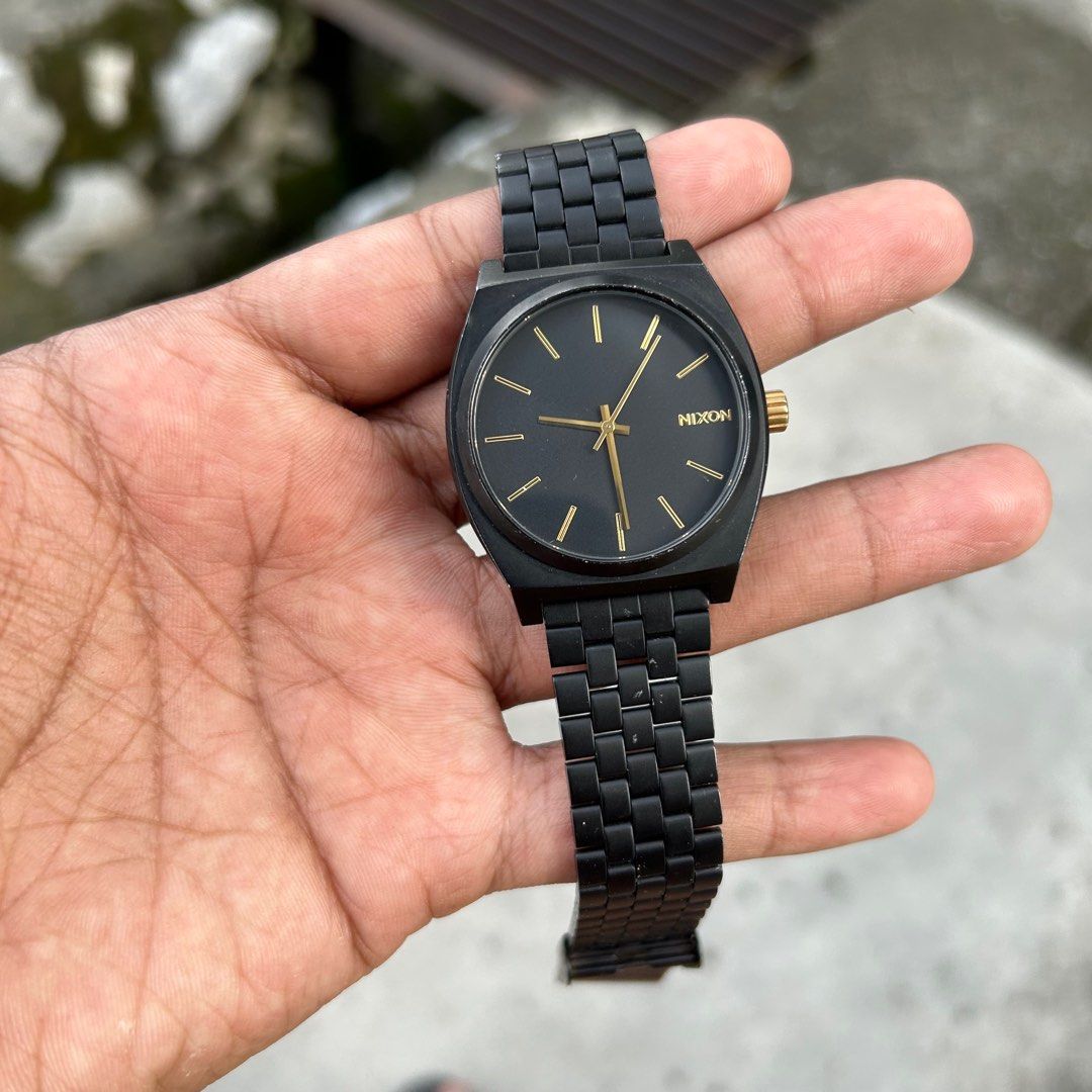 Jam nixon hitam Men s Fashion Watches Accessories Watches on
