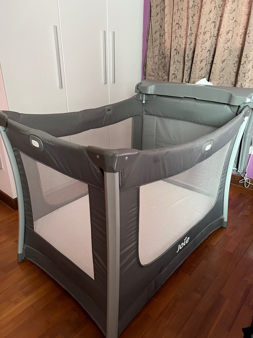 Joie bed/ playpen, Babies & Kids, Baby Nursery & Kids Furniture, Cots