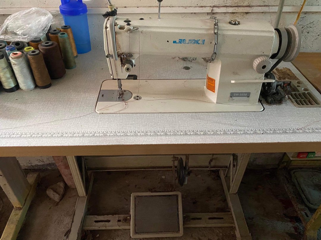 Juki Highspeed Sewing Machine (SW5550) on Carousell