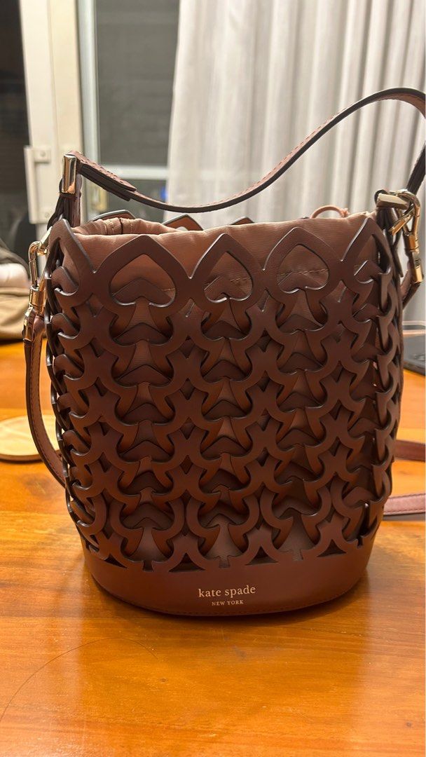 Kate spade dorie sales small bucket bag