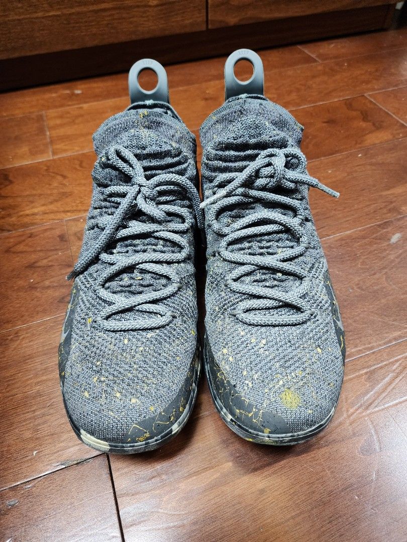 Kd 11 Gold Splatter, Men's Fashion, Footwear, Sneakers on Carousell