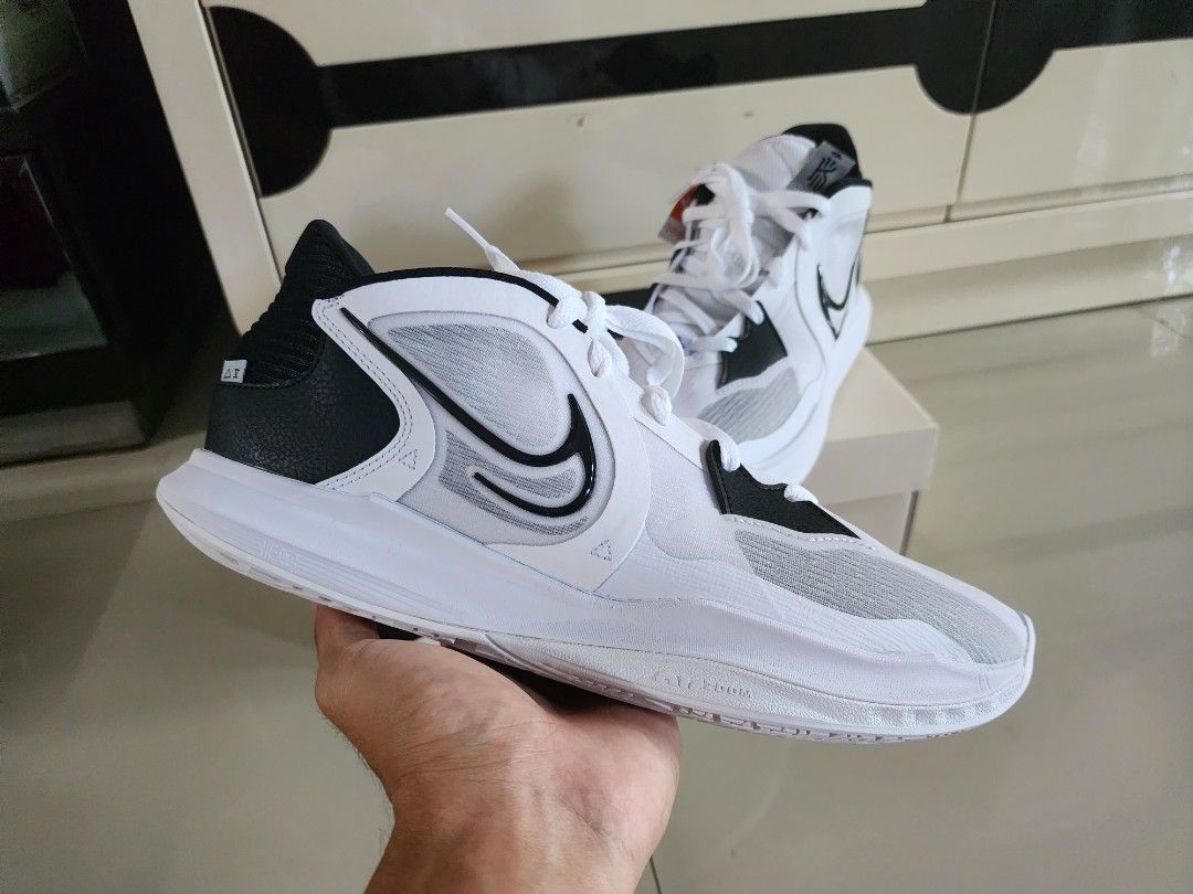 Kyrie 5 oreo size 7 online