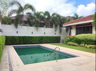 LA1,033sqm Greenmeadows house and lot for sale near Valle Verde, Corinthian gardens 