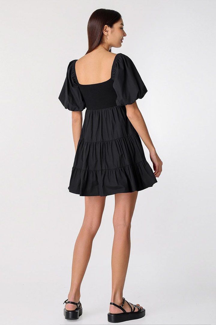 Lainey Contrast Knit Tiered Dress, Women's Fashion, Dresses & Sets ...