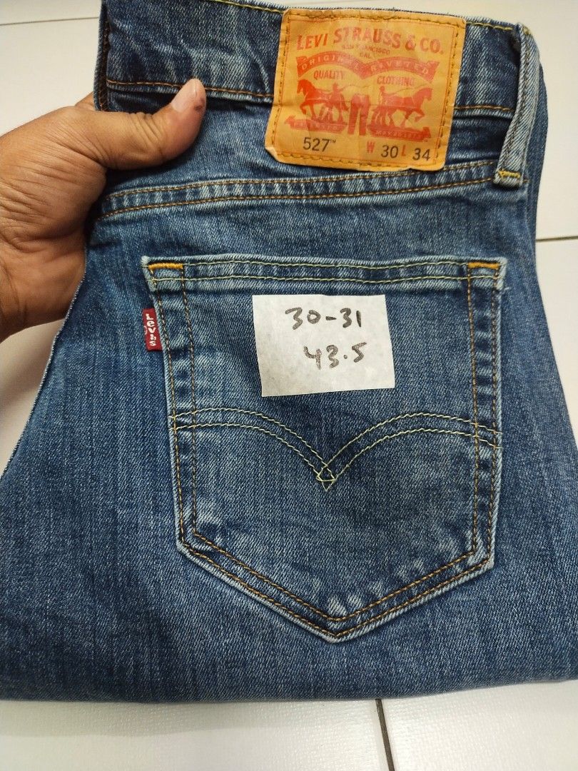 Levis on sale 527 stretch