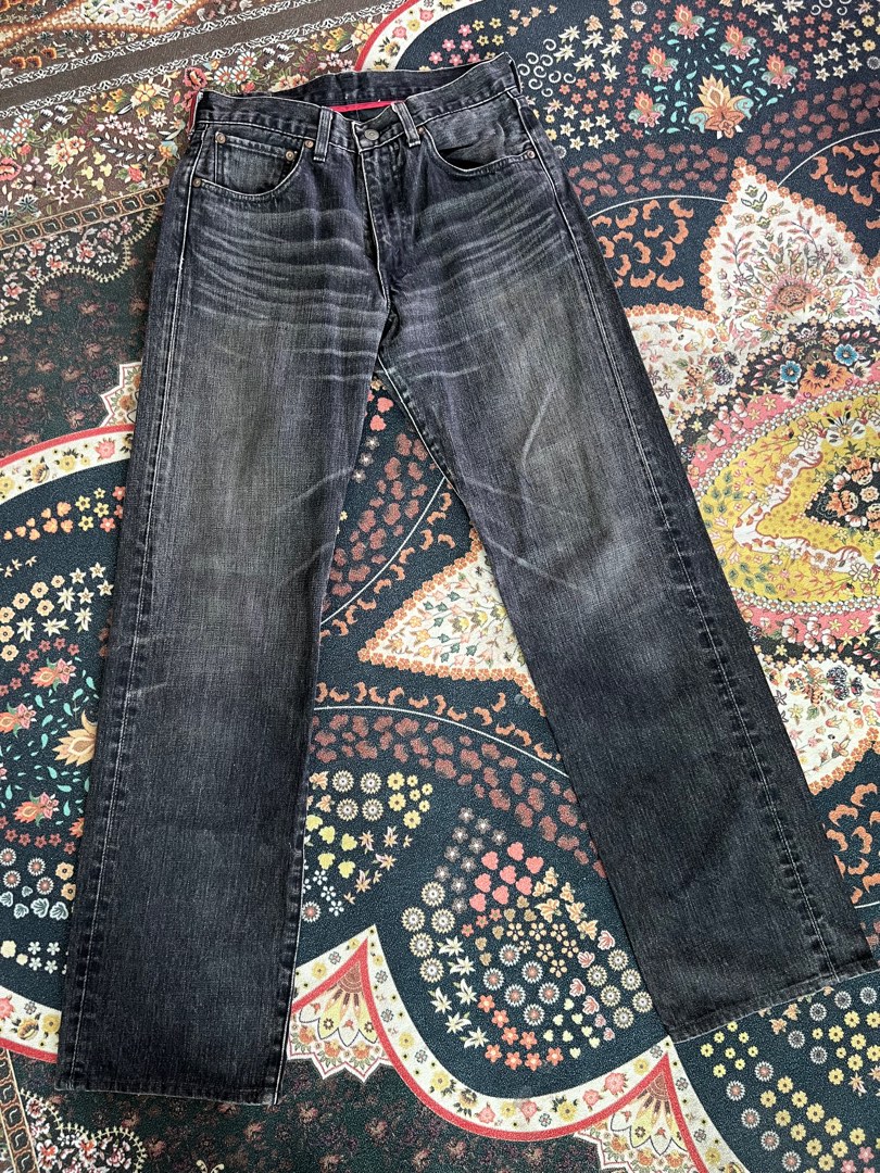 Levis sales red loop