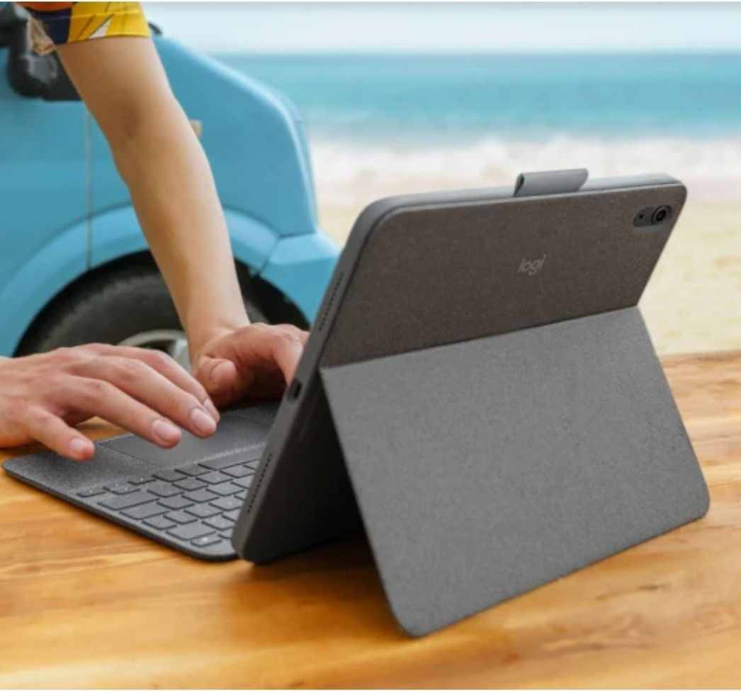 Logitech combo touch for Ipad Pro 12.9 inch (2nd gen) Keyboard case