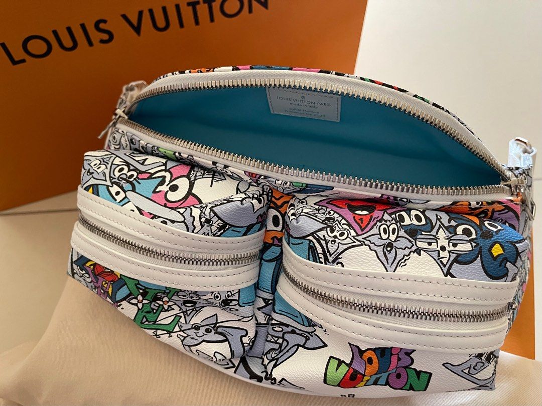 Louis Vuitton Fanny Pack. Two Outer Zippered Pockets. Beautiful