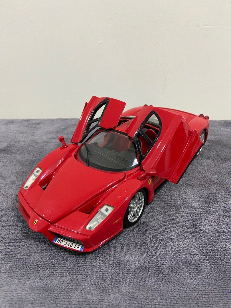 Maisto enzo deals ferrari