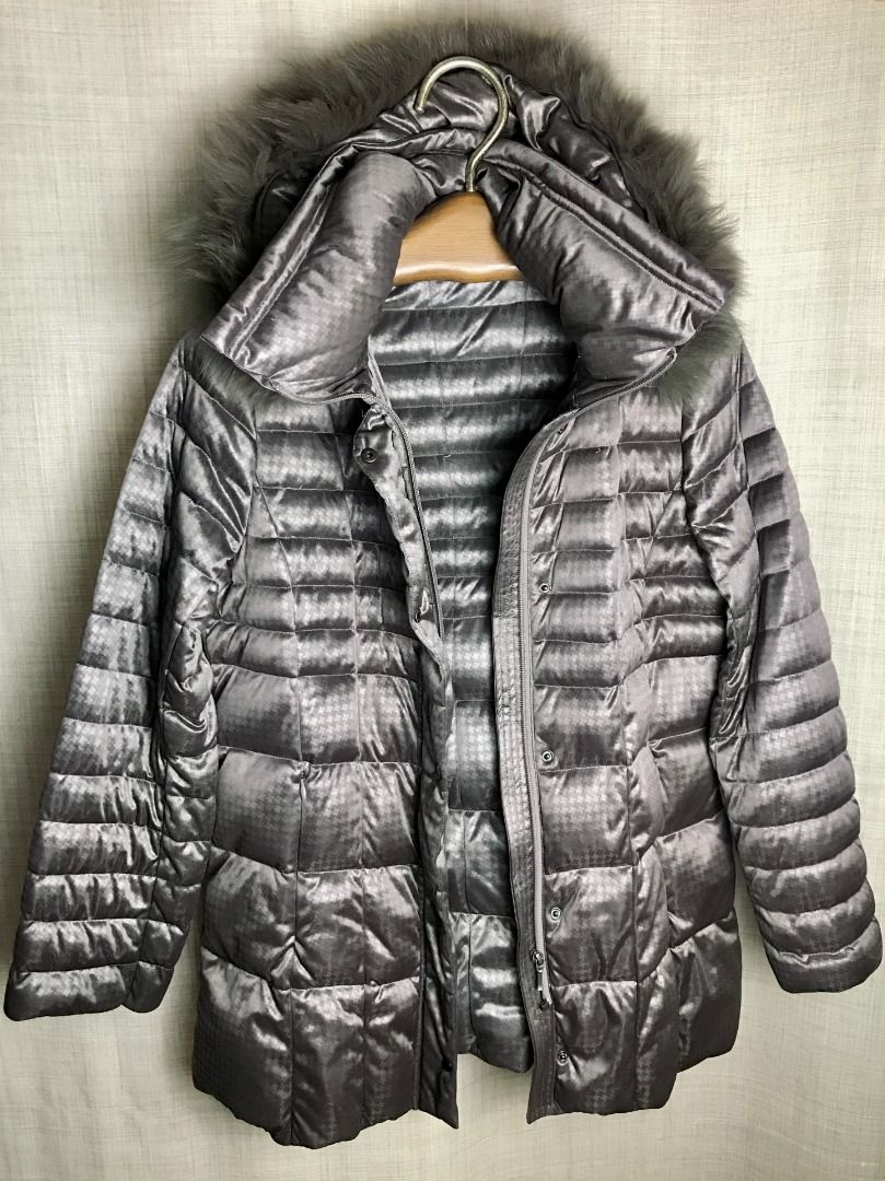 Down coat trimmed outlet with triple fox fur