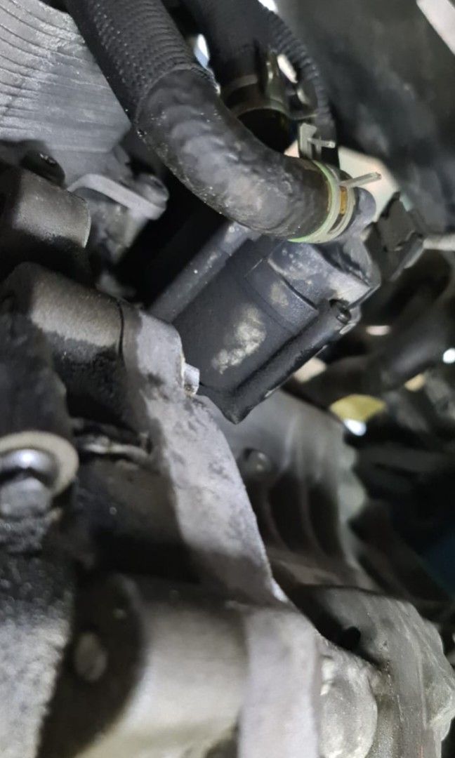 Mini cooper oil leaking and coolant leaking, Car Accessories, Car & Services on Carousell