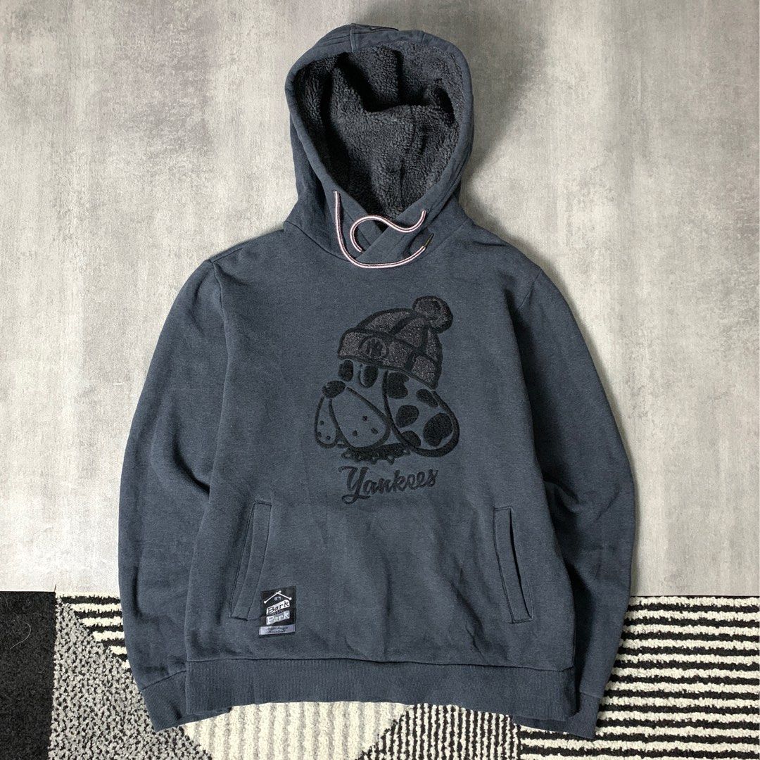 YANKEES HOODIE ORIGINAL, Fesyen Pria, Pakaian , Baju Luaran di Carousell